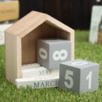 Vintage-Design-House-Shape-Perpetual-Calendar-Wood-Desk-Wooden-Block-Home-Office-Supplies-Decoration-Artcraft.jpg