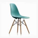 eames-plastic-side-chair-3.jpg